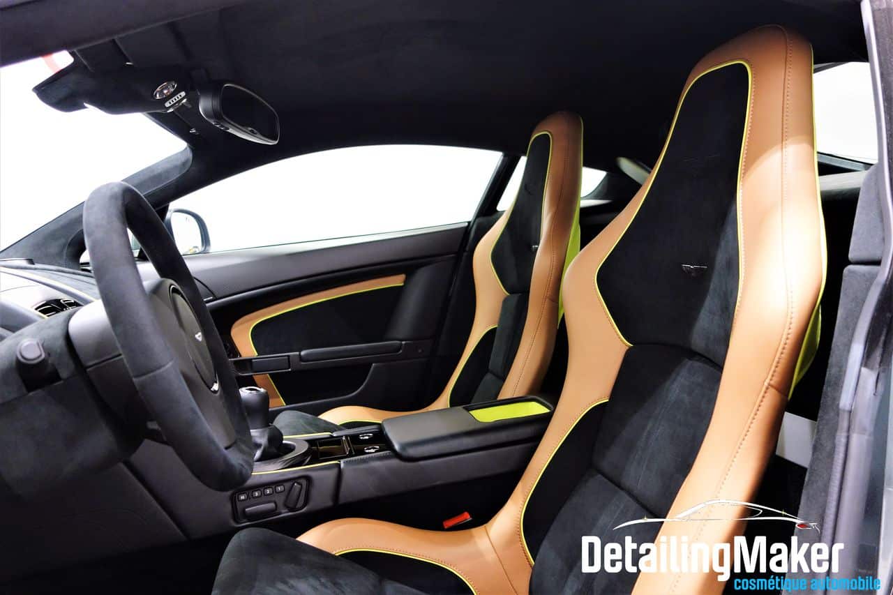 detailing intérieur Aston Martin